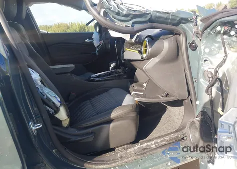 2025 Chevrolet Trax Fwd Lt z USA, uszkodzony, nr VIN KL77LHEP3SC119458